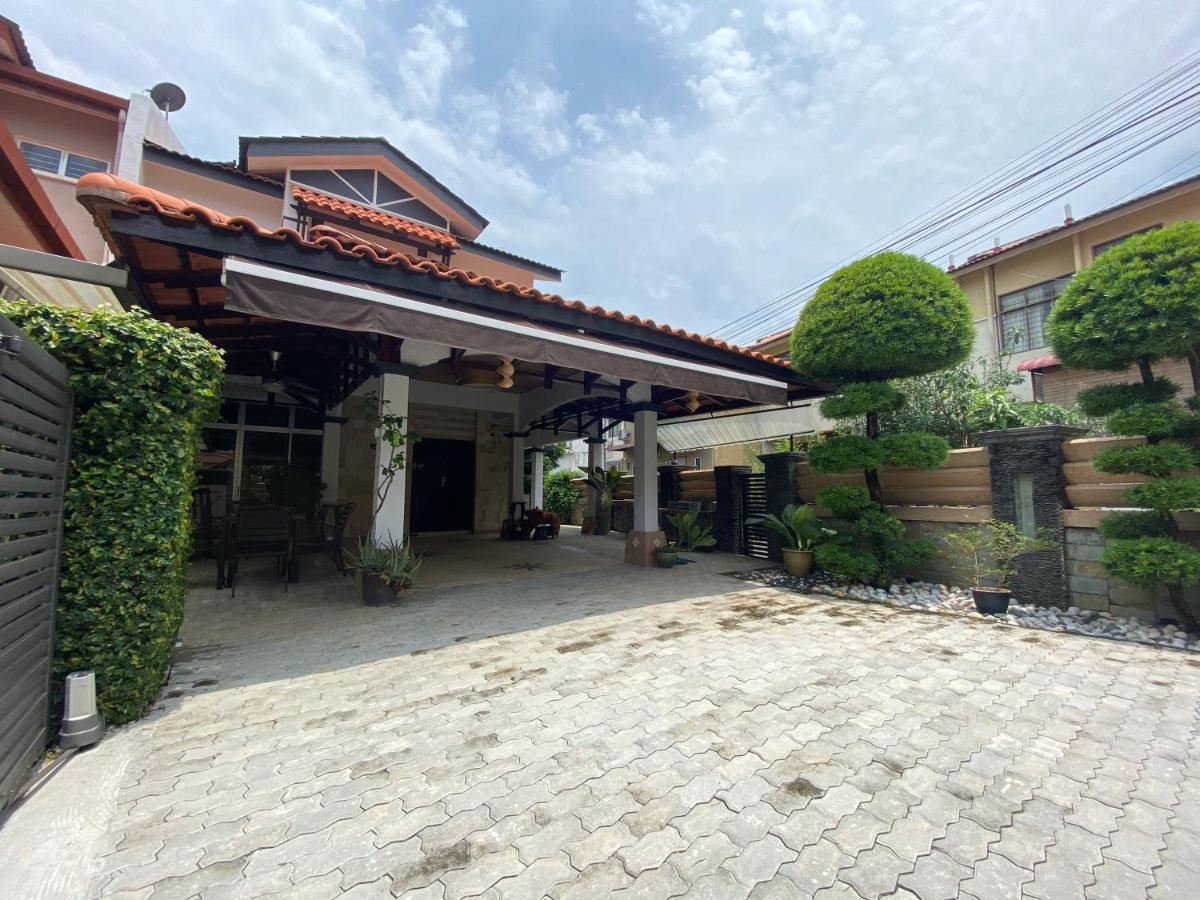Langkawi Cozy Holiday Home At Bukit Indah By Zervin Kuah Exterior foto